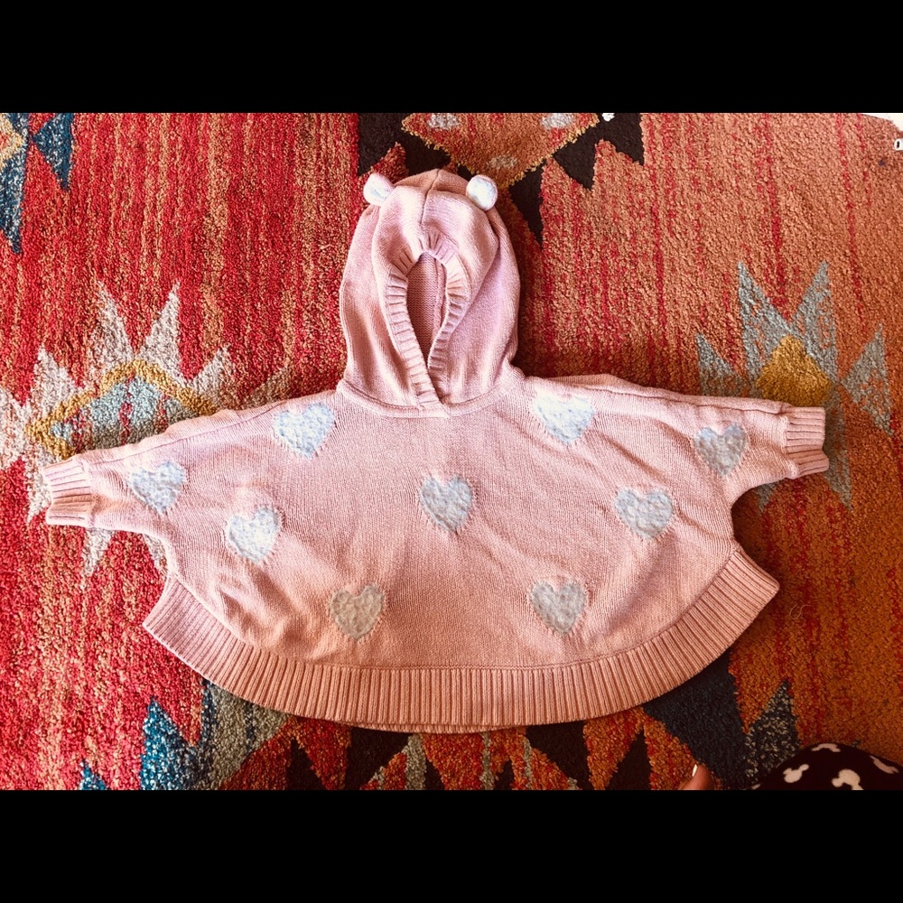 Gap heart poncho